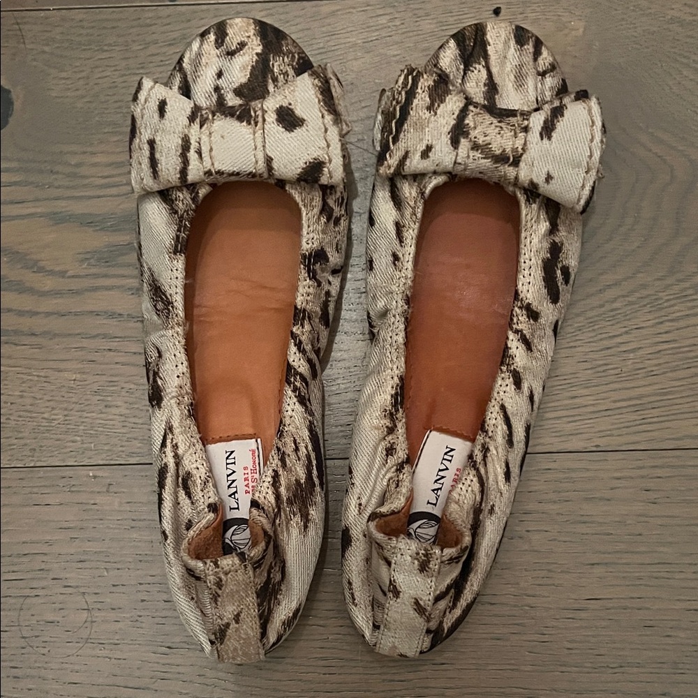 Lanvin Cream and Brown Patterned Flats